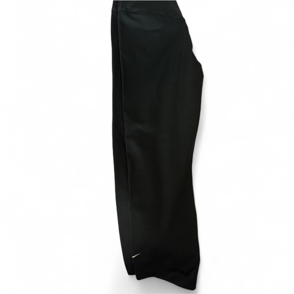 Nike Black capri leggings